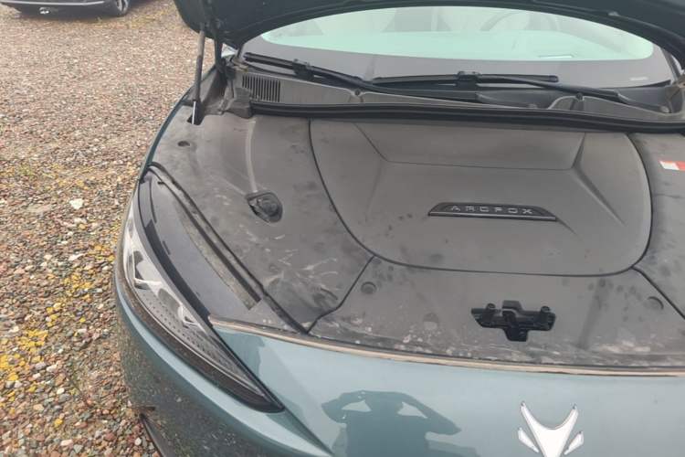 Used ARCFOX Alpha S 2023 735E+ Forest Edition 160kW Engine Bay Right
