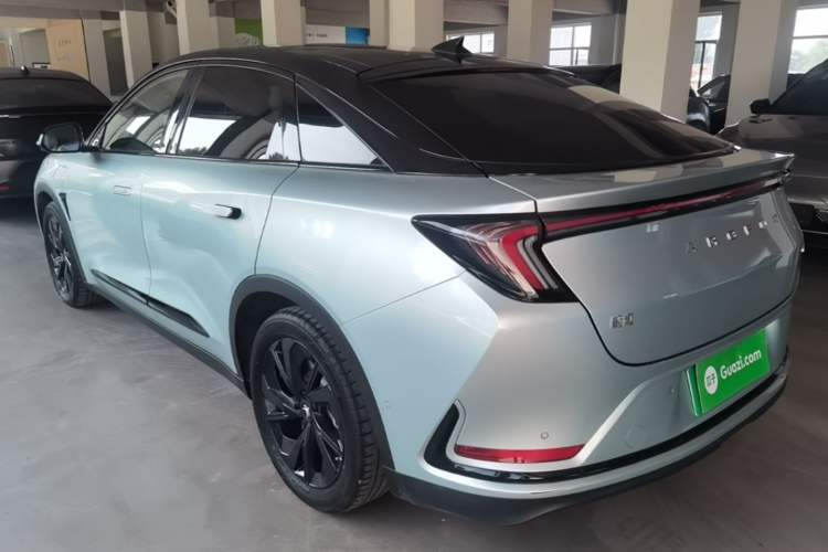 Used ARCFOX Alpha S 2023 735E+ Forest Edition 160kW Exterior 2