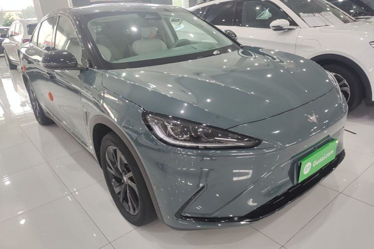 Used ARCFOX Alpha S 2023 735E+ Forest Edition 160kW Front Right 45 Deg