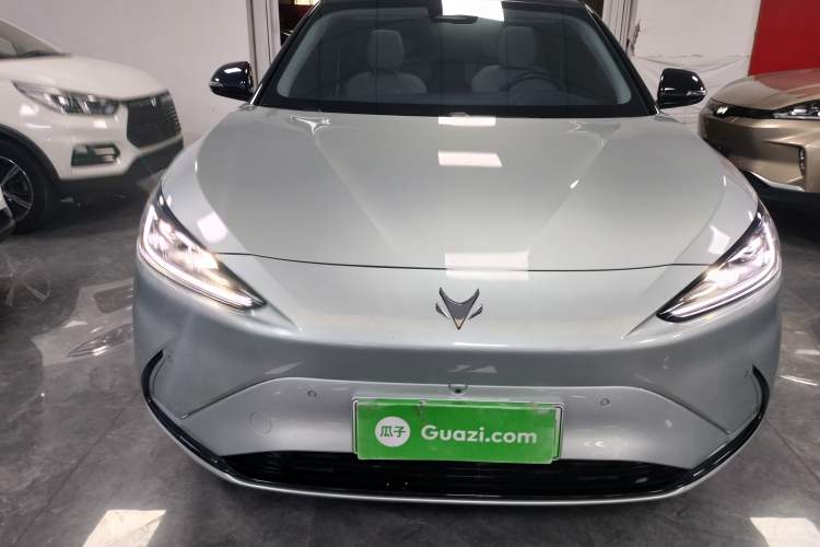 Used ARCFOX Alpha S 2023 650E Forest Edition PRO 175kw Front