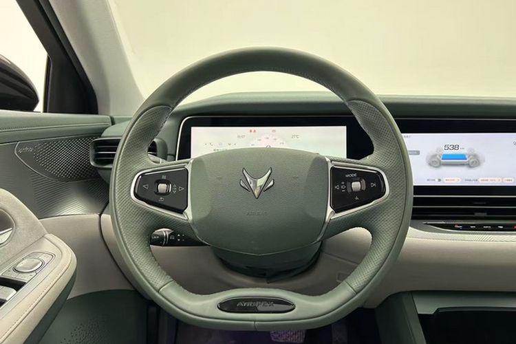 Used ARCFOX Alpha S 2023 735E Forest Edition 175kW Interior 2