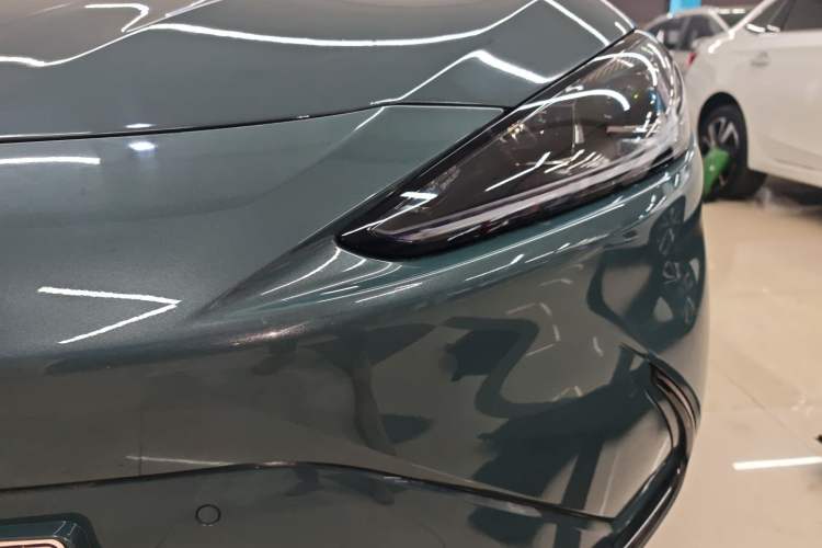 Used ARCFOX Alpha S 2023 735E+ Forest Edition 160kW Left Front Headlight