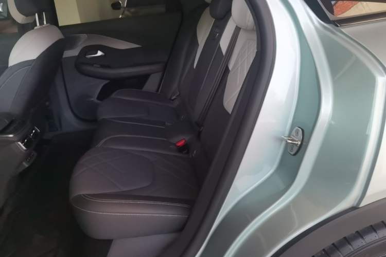 Used ARCFOX Alpha S 2023 735E+ Forest Edition 160kW Left Rear Seat