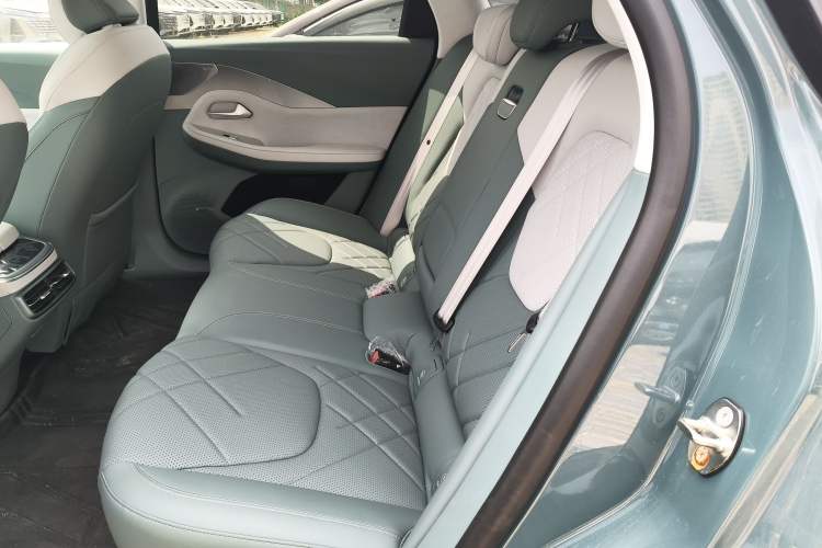 Used ARCFOX Alpha S 2023 735E+ Forest Edition 160kW Left Rear Seat