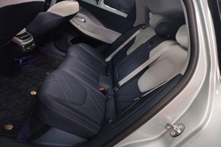 Used ARCFOX Alpha S 2023 650E Forest Edition PRO 175kw Left Rear Seat