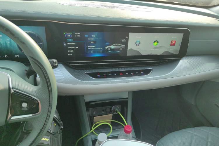 Used ARCFOX Alpha S 2023 735E Forest Edition 160kW Audio And AC Panel