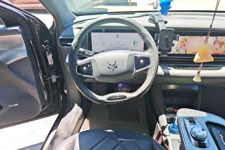 Used ARCFOX Alpha S 2023 603D Forest Edition 320kW Steering Wheel