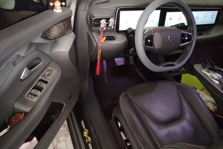Used ARCFOX Alpha S 2023 525E Forest Edition 175kW Driver Seat