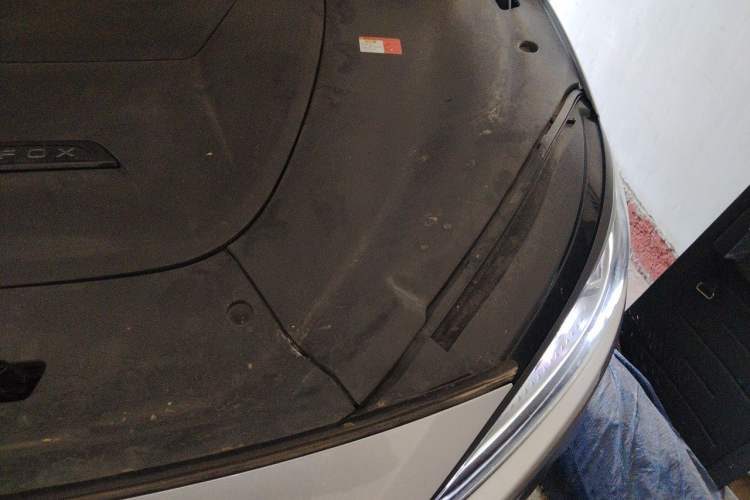 Used ARCFOX Alpha S 2023 525E Forest Edition 175kW Engine Bay Left