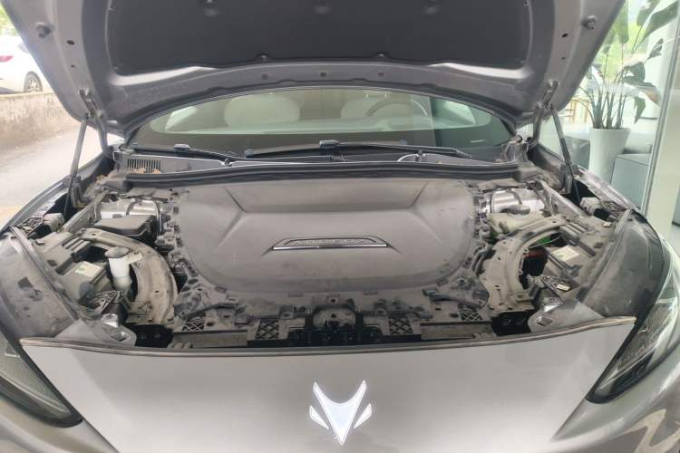 Used ARCFOX Alpha S 2023 735E+ Forest Edition 175kW Engine Bay
