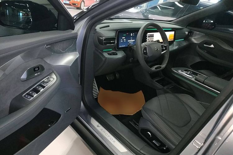 Used ARCFOX Alpha S 2023 735E+ Forest Edition 160kW Interior 3
