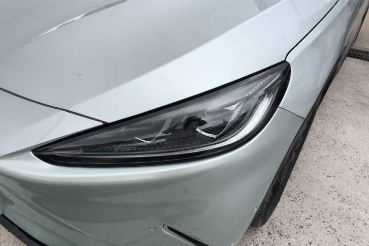 Used ARCFOX Alpha S 2023 525E Forest Edition 175kW Left Front Headlight