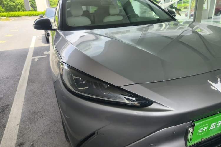 Used ARCFOX Alpha S 2023 735E+ Forest Edition 175kW Right Front Headlight