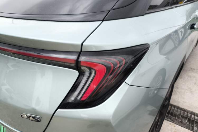 Used ARCFOX Alpha S 2023 525E Forest Edition 175kW Right Rear Taillight