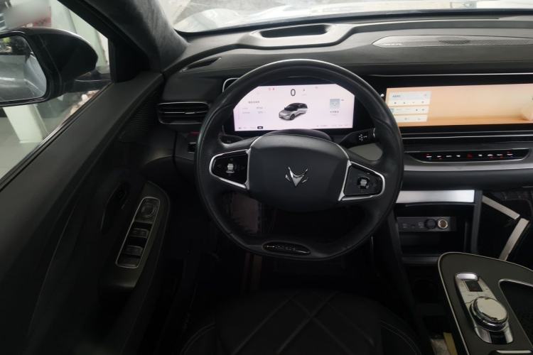 Used ARCFOX Alpha S 2023 735E+ Forest Edition 175kW Steering Wheel