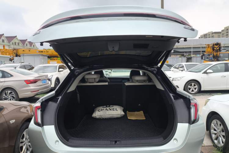 Used ARCFOX Alpha S 2023 525E Forest Edition 175kW Trunk