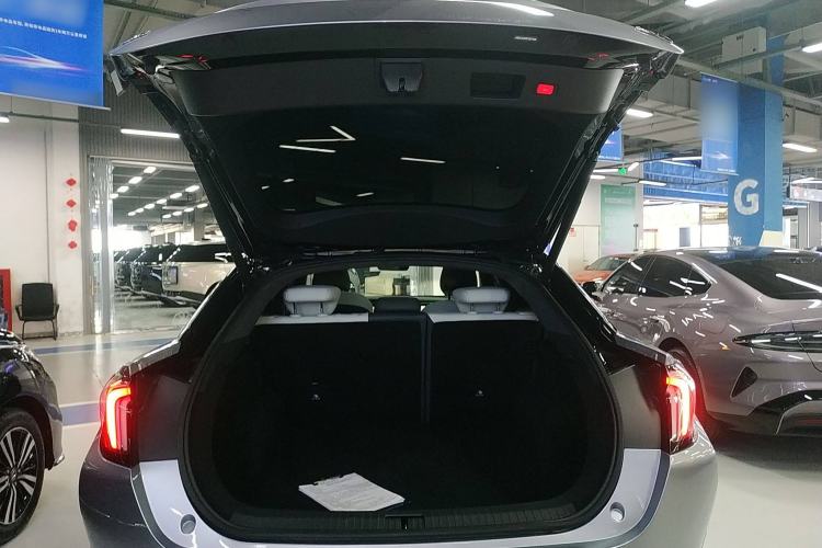 Used ARCFOX Alpha S 2023 735E+ Forest Edition 160kW Trunk
