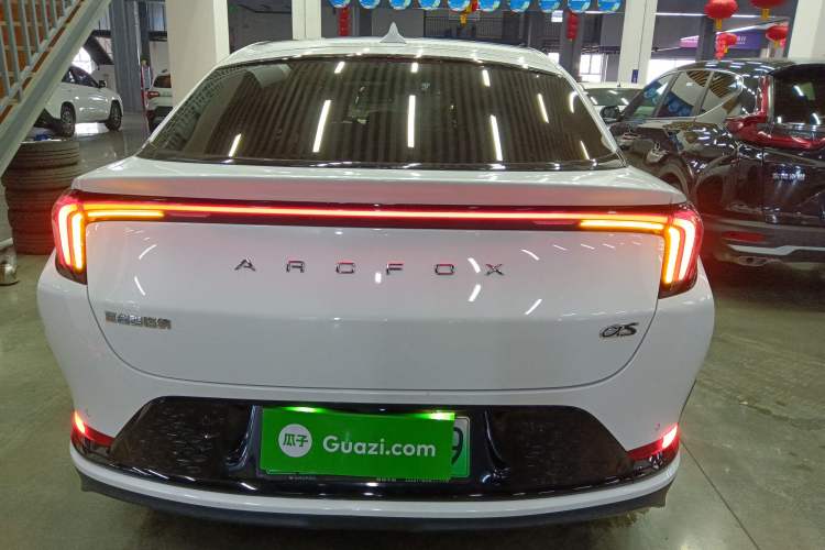 Used ARCFOX Alpha S 2023 525 Forest Edition 175kW Exterior 4