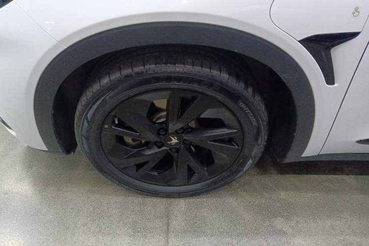 Used ARCFOX Alpha S 2023 525 Forest Edition 175kW Exterior 7
