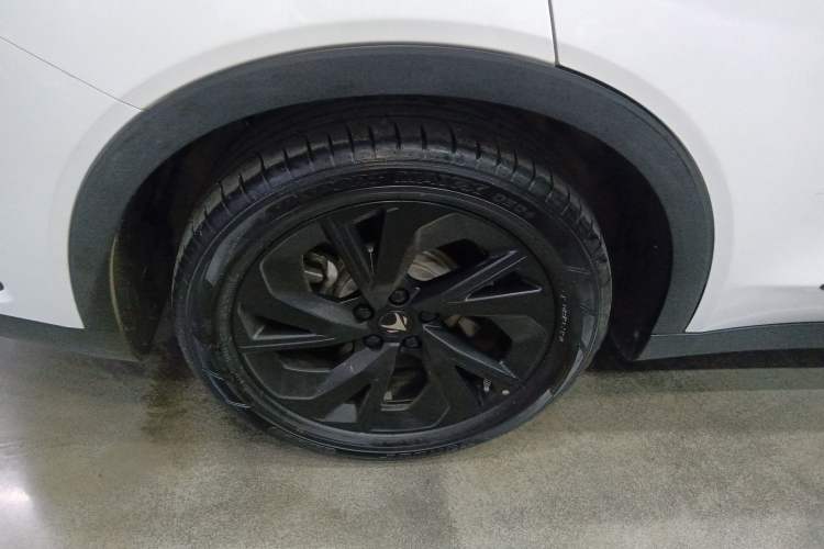 Used ARCFOX Alpha S 2023 525 Forest Edition 175kW Exterior 8