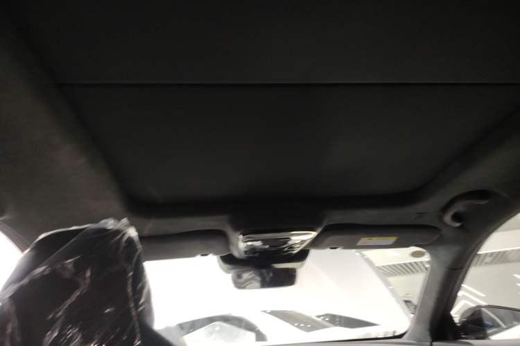 Used ARCFOX Alpha S 2023 Pioneer Edition Headliner