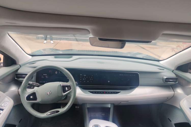 Used ARCFOX Alpha S 2023 735E+ Forest Edition PRO 160kW Interior 2