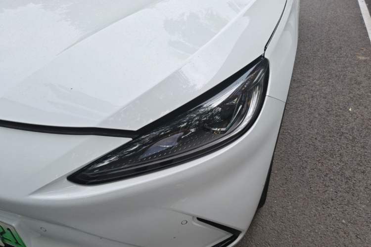 Used ARCFOX Alpha S 2023 735E+ Forest Edition 160kW Left Front Headlight