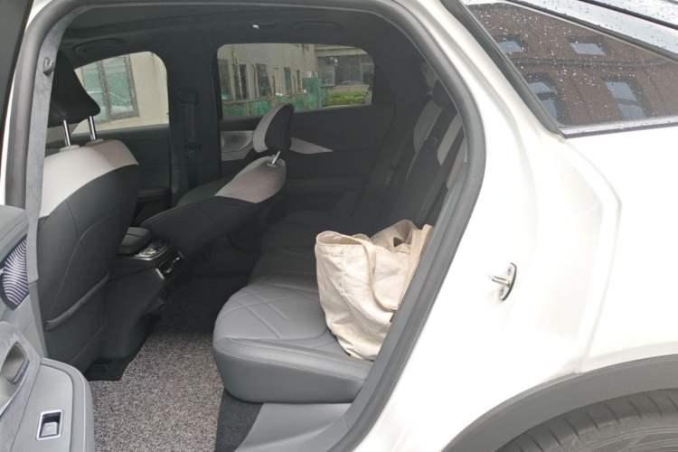 Used ARCFOX Alpha S 2023 735E+ Forest Edition 160kW Left Rear Seat