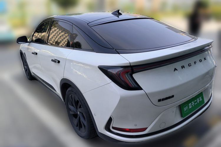 Used ARCFOX Alpha S 2023 650E Forest Edition PRO 175kw Rear Left 45 Deg