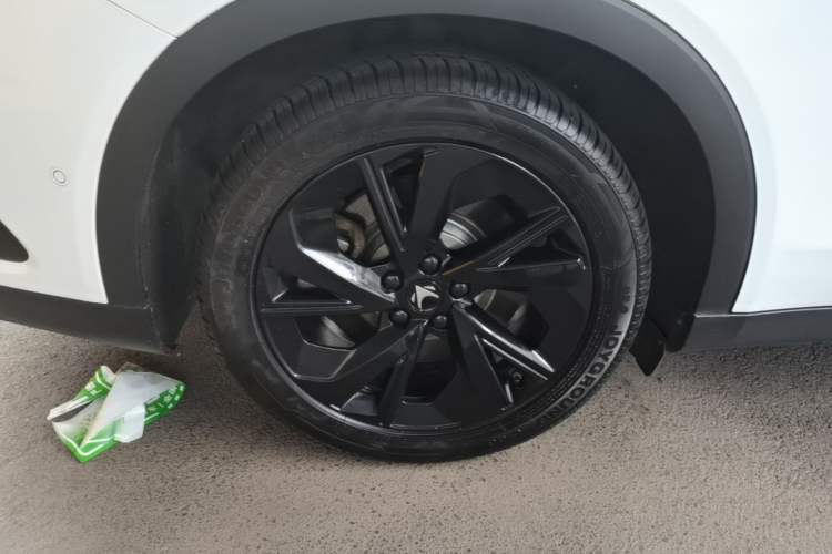 Used ARCFOX Alpha S 2023 735E+ Forest Edition 160kW Right Rear Wheel Hub