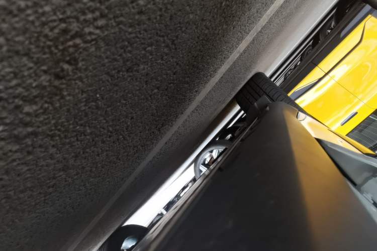 Used ARCFOX Alpha S 2023 735E+ Forest Edition 160kW Right Side Sill