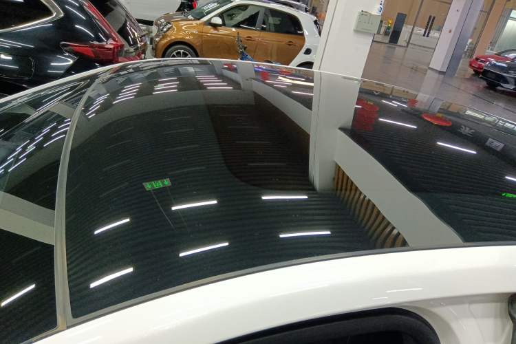 Used ARCFOX Alpha S 2023 525 Forest Edition 175kW Roof