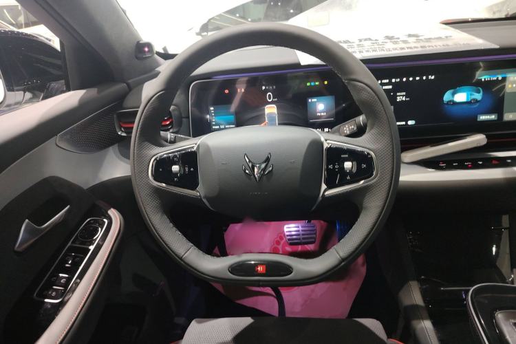 Used ARCFOX Alpha S 2023 Pioneer Edition Steering Wheel