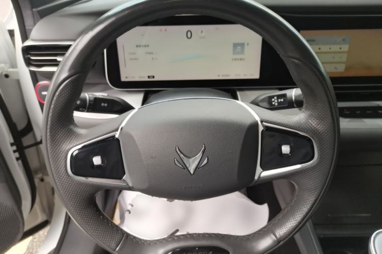 Used ARCFOX Alpha S 2023 735E+ Forest Edition 160kW Steering Wheel