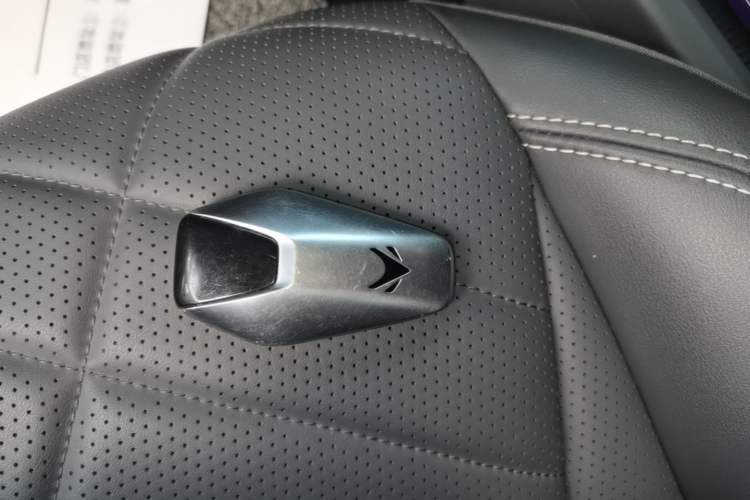Used ARCFOX Alpha S 2023 735E+ Forest Edition 160kW Vehicle Key