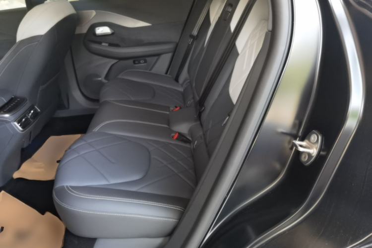 Used ARCFOX Alpha S 2024 Pioneer Edition PRO Left Rear Seat