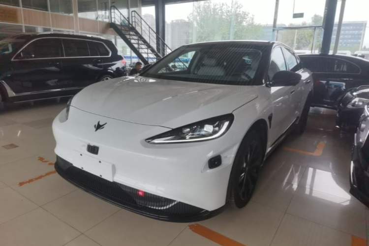 ARCFOX Alpha S 2024