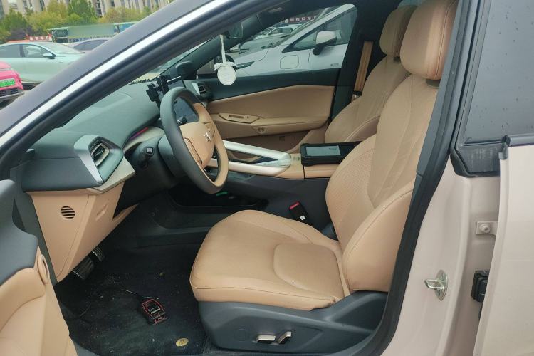 Used ARCFOX Alpha S5 2024 708MAX 200kW Left Front Seat
