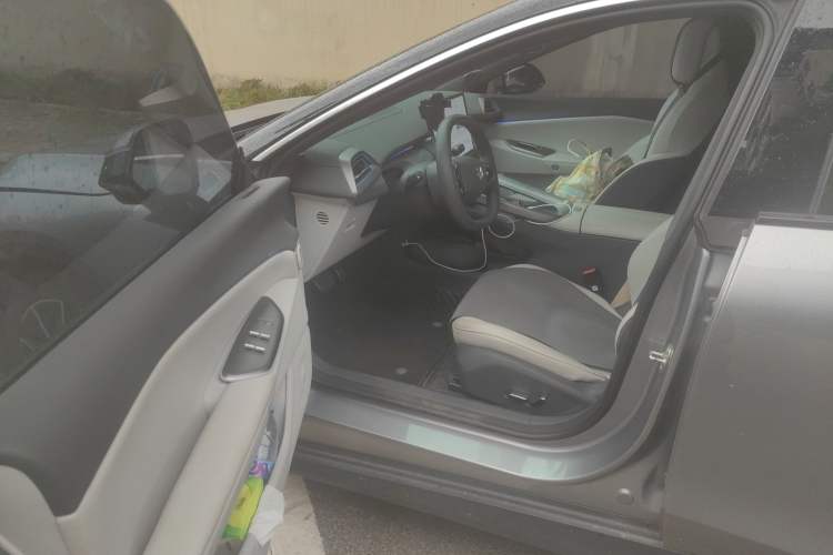 Used ARCFOX Alpha S5 2024 560MAX 185kW Driver Seat
