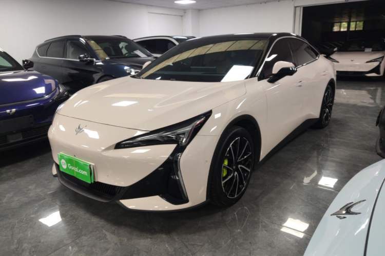Used ARCFOX Alpha S5 2024 708MAX 200kW Guazi used car, China used car export, Used car for sale, Used cars, Cheapest cars for sale