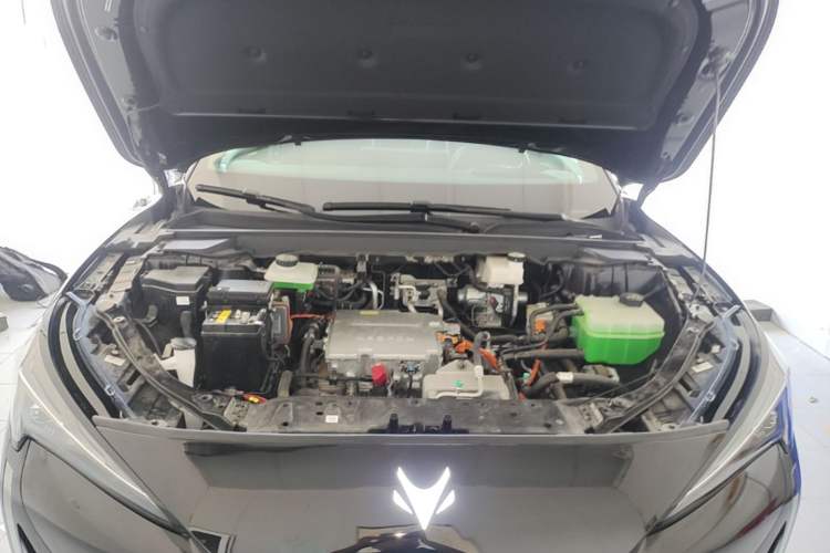 Used ARCFOX Alpha S5 2024 560MAX 185kW Engine Bay