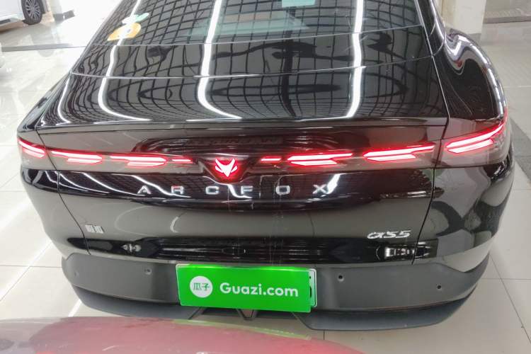 Used ARCFOX Alpha S5 2024 560MAX 185kW Exterior 4