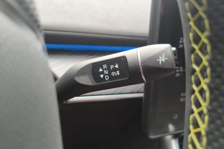 Used ARCFOX Alpha S5 2024 560MAX 185kW Gear Lever