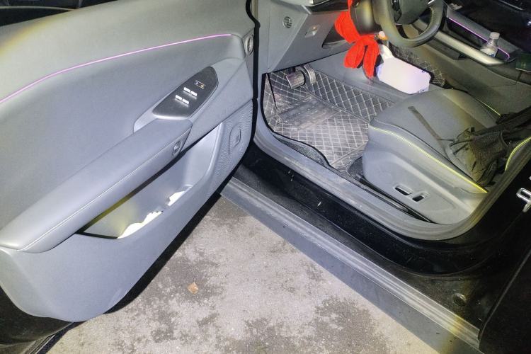 Used ARCFOX Alpha S5 2024 560MAX 185kW Interior 3