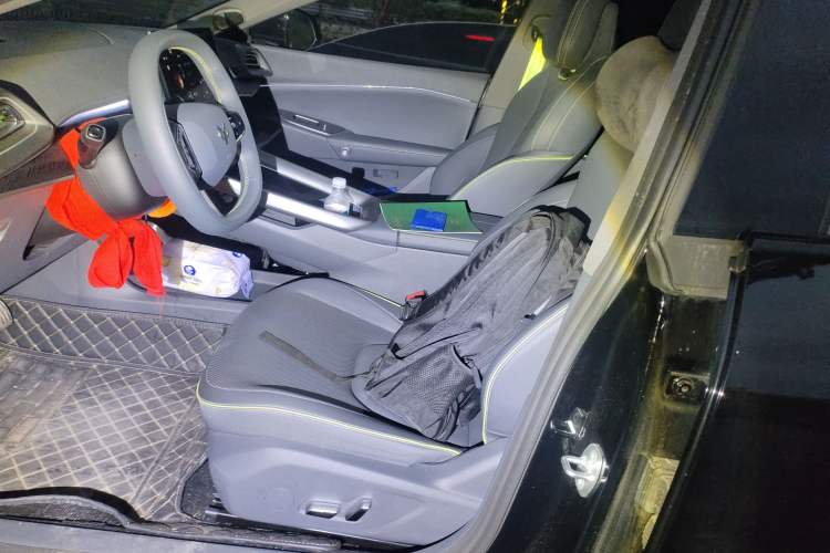 Used ARCFOX Alpha S5 2024 560MAX 185kW Left Front Seat