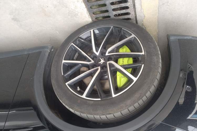 Used ARCFOX Alpha S5 2024 560MAX 185kW Left Front Wheel Hub