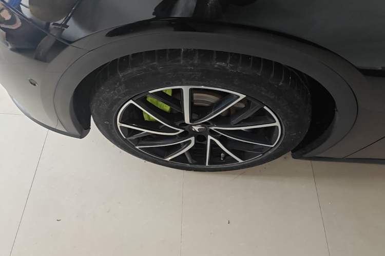 Used ARCFOX Alpha S5 2024 708MAX 200kW Left Front Wheel Hub