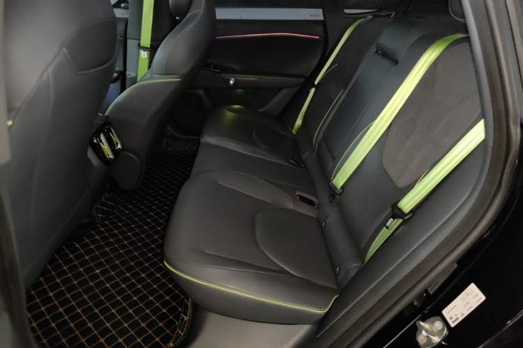 Used ARCFOX Alpha S5 2024 708MAX 200kW Left Rear Seat