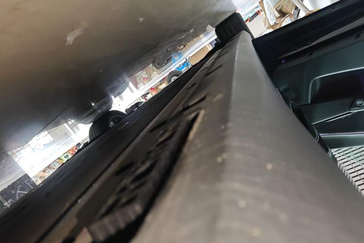 Used ARCFOX Alpha S5 2024 708MAX 200kW Left Side Sill