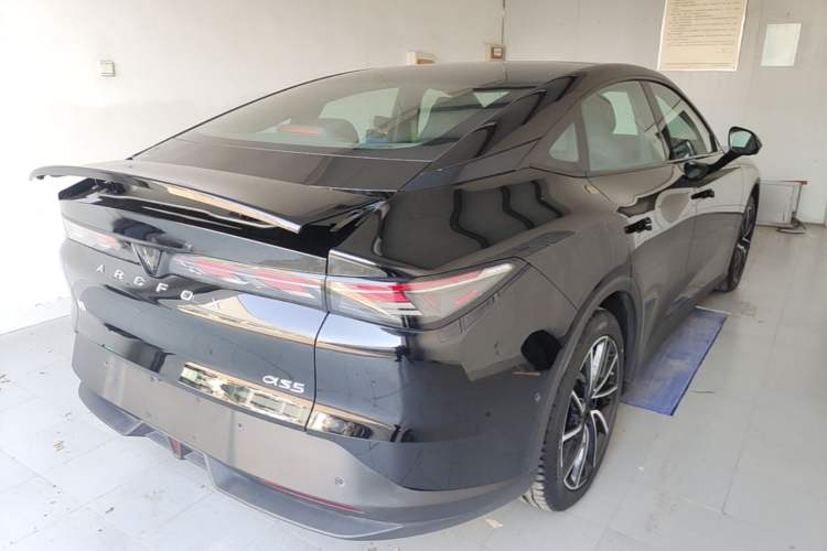 Used ARCFOX Alpha S5 2024 560MAX 185kW Rear Right 45 Deg